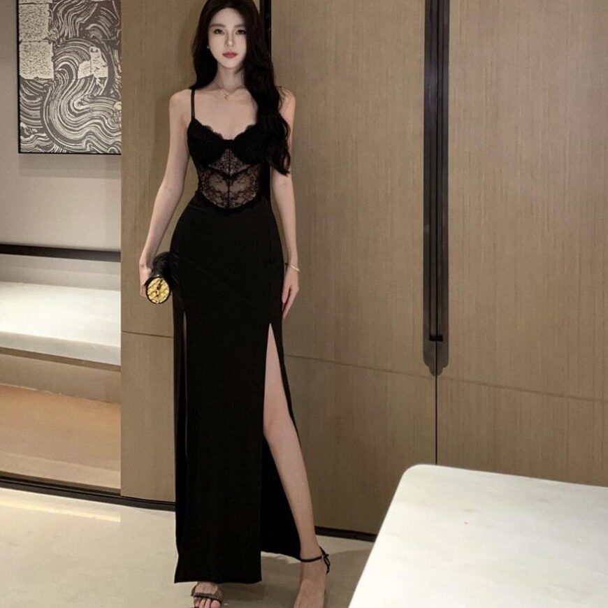 赫本小黑裙蕾丝女人味性感打底吊带礼服裙女装新款性感