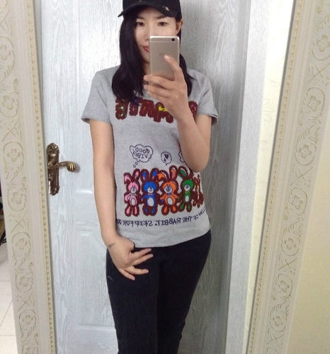 短袖女装休闲rough出口印花植绒