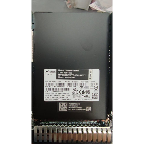 4XB7A79648-C ThinkSystem 2.5“ U.3 7450 PRO 3.84TB NVMe PCIe