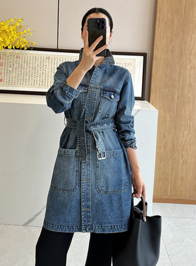 C4601 时尚巴黎的老店 行走的帅气潇洒！刺绣小蜜蜂 中长牛仔外套