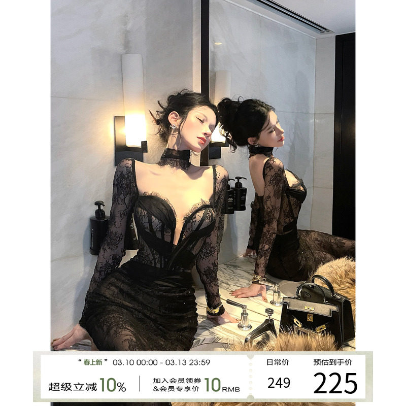 灰尘邓邓 蕾丝长袖连衣裙女2025冬季新款性感包臀长裙开叉裙子