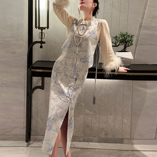 新中式套装女春秋安娜滕复古高级感提花盘扣马甲上衣半裙两件套