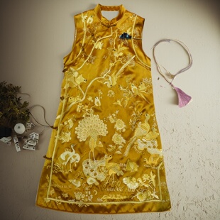 安娜滕改良旗袍女春秋复古风重工净色刺绣醋酸缎立领盘扣时尚 裙子