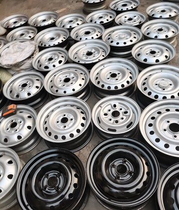二手拆车轮毂 12 13 14 15 16寸铁圈钢圈全尺寸圈