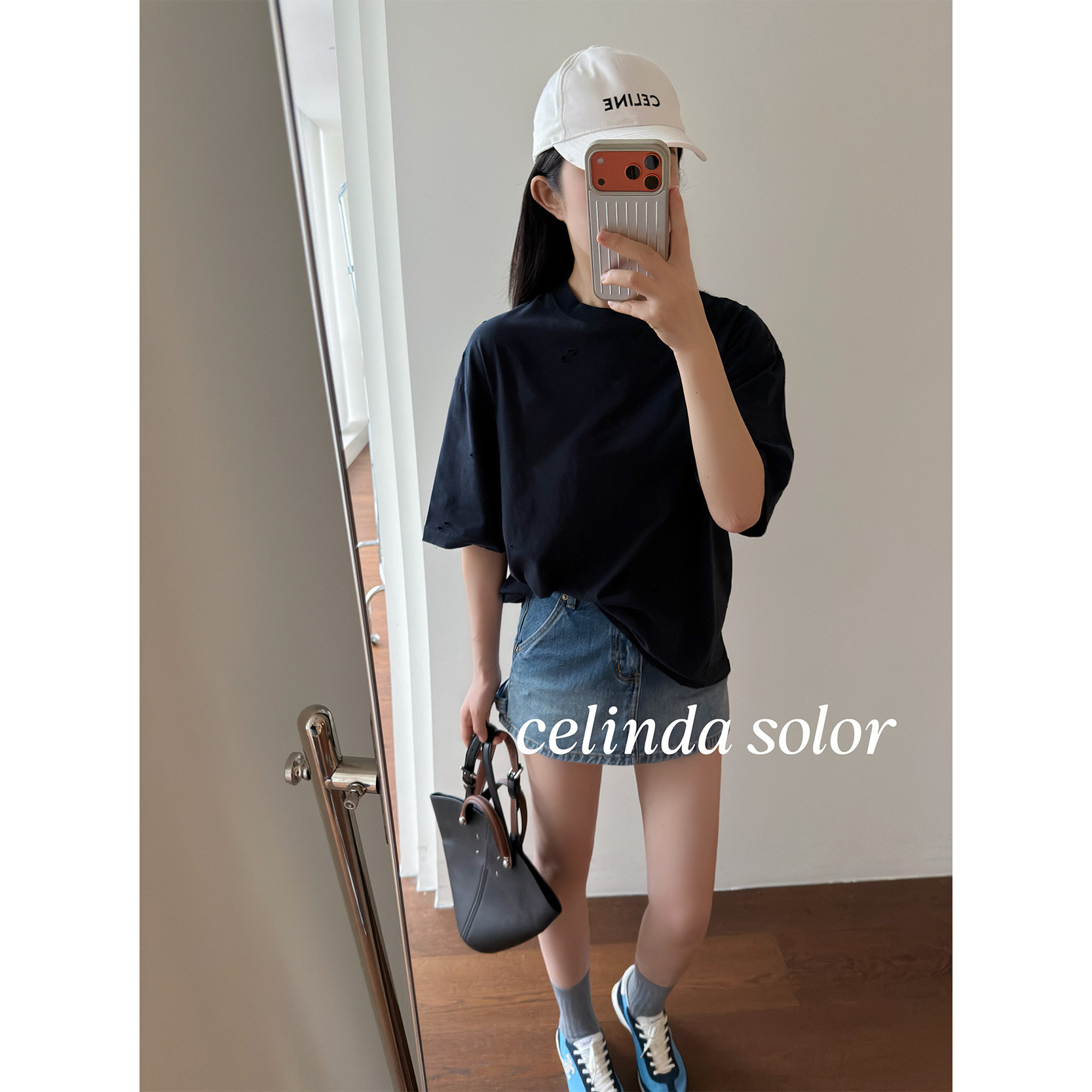 娇阳 自留两件！潮爆！帅气 年轻girl 藏蓝色破洞做旧宽松短袖T恤