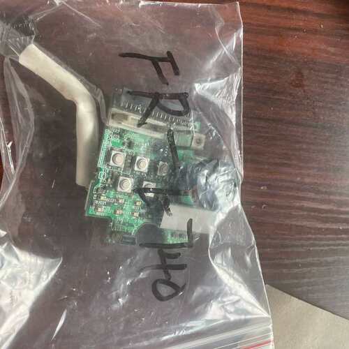 议价变频器 E740面板CPU主板 实物图。变频器可维修