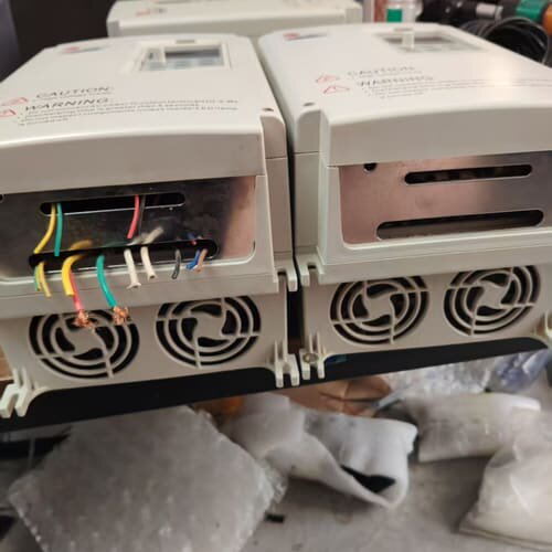 议价富凌变频器DZB280B011.0L4DK DZB300B0可维修