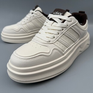 尾货休闲风白色厚底板鞋男士运动小白鞋耐磨舒适增高撤柜品牌男鞋