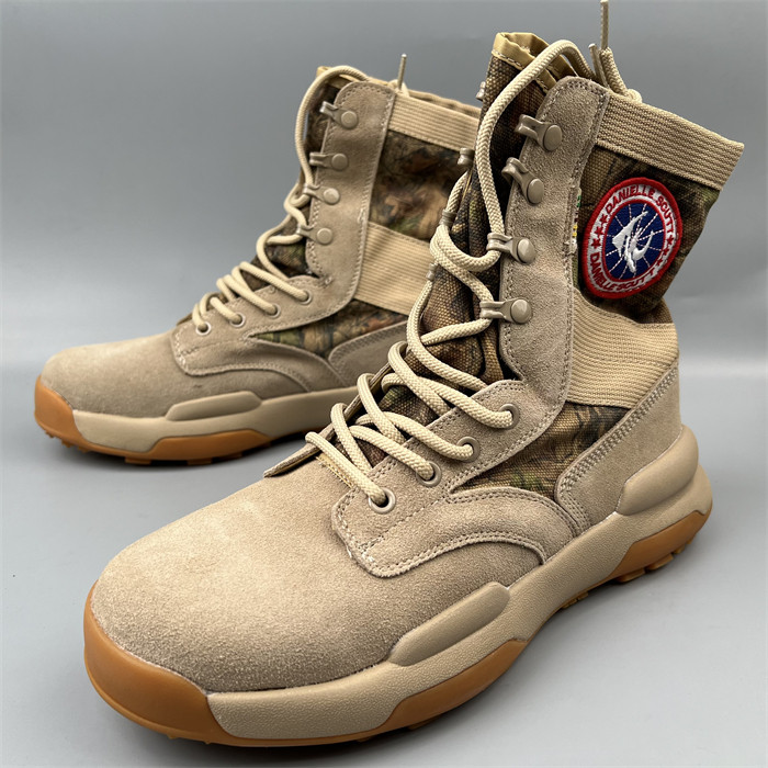 男士高帮马丁靴反绒牛皮户外沙漠靴耐磨战术工装鞋情侣登山撤柜鞋