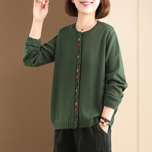 孔雀飞飞冬装韩版大码遮肉彩扣文艺复古洋气休闲毛衣女款2026新款