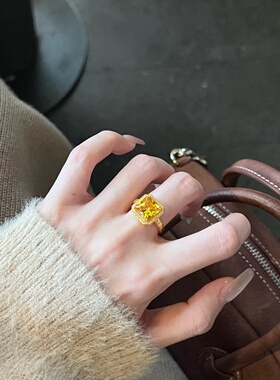 千夕 足金999黄色大方糖戒黄金戒指送女友七夕情人节新年生日礼物