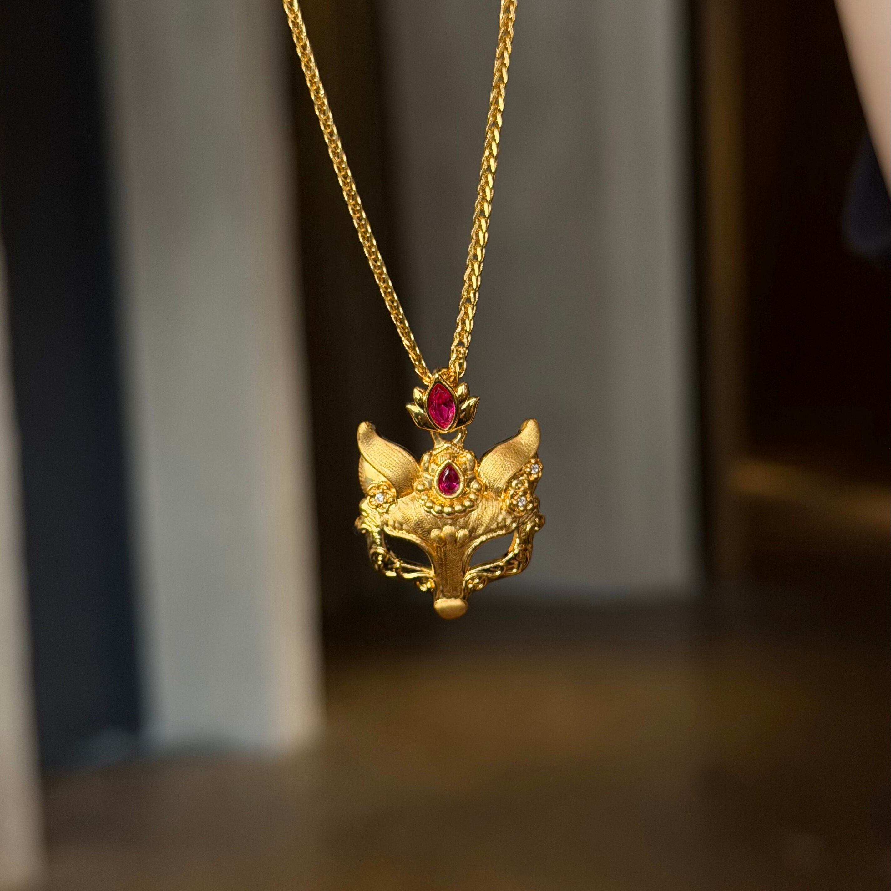 千夕 足金999红宝狐狸面具黄金吊坠女款七夕情人节生日礼物送女友