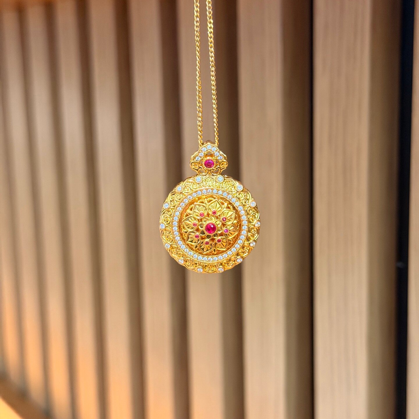 千夕 足金999转动红莲花吊坠黄金吊坠女款情人节生日礼物送女友
