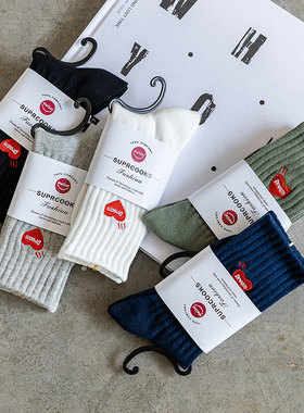 HUMAN MADE爱心刺绣中筒袜男士全棉吸汗男女运动袜黑白情侣长袜子