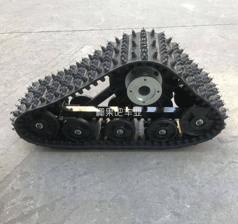 改装四轮雪地摩托车配件大公牛沙滩车后桥防滑三角履带雪橇车轮胎