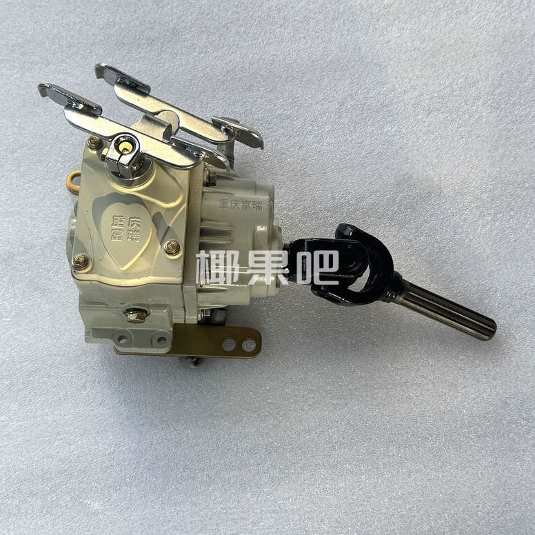 四轮车前置加力倒挡器