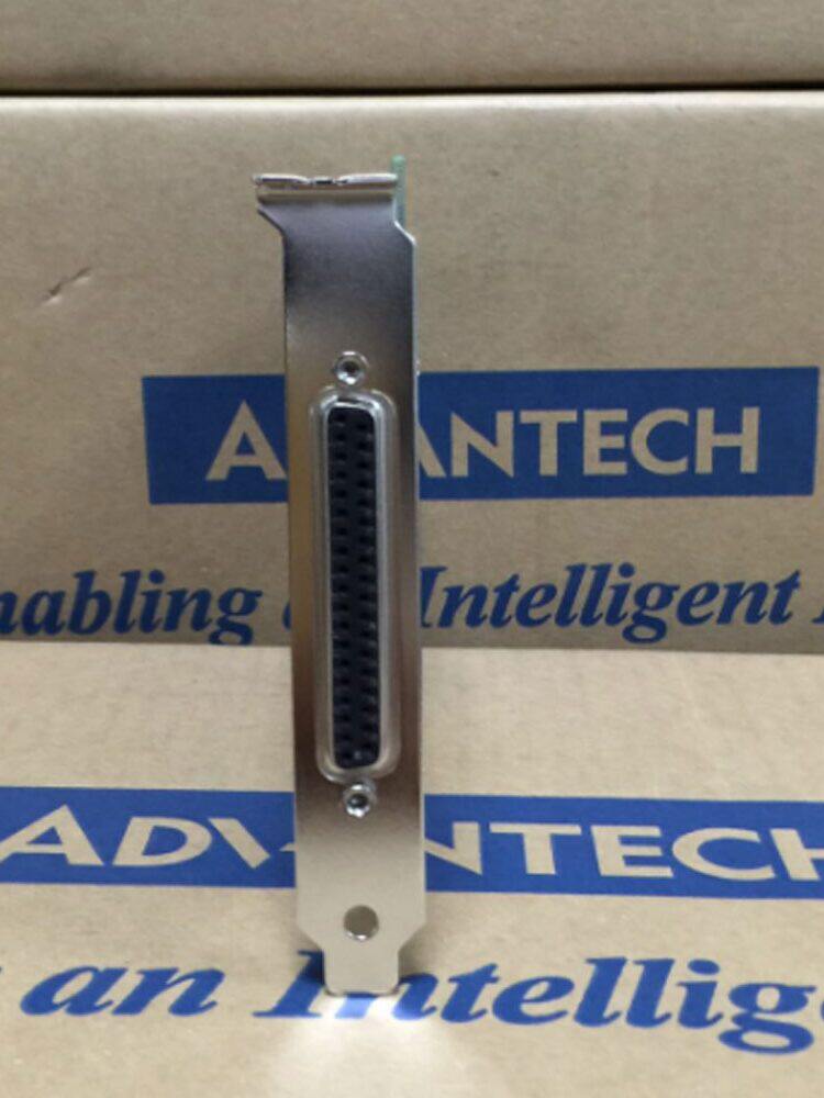 ADVANTECH PCL-725-AE 8-WAY RELAY OUTPUTS 8-WAY OPTICALLY ISOLATED DIGITAL INPUTS CORRESPONDING DB-37 COUNTERPARTS