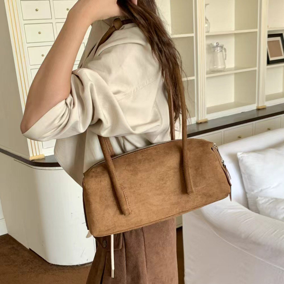 秋冬复古麂皮绒面小众波士顿高级感百搭手提枕头单肩保龄球女包,箱包皮具/热销女包/男包,波士顿包,淘宝优惠券,粉丝福利购,淘宝优惠卷