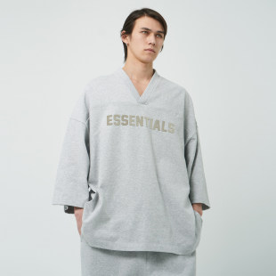 多色印花V领套头足球卫衣7分袖 Fear Essentials God T恤