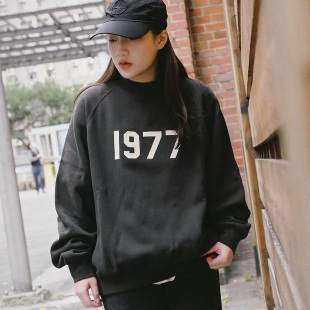 套头衫 God 1977数字印花圆领卫衣男女通款 Essentials Fear