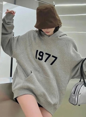 Fear Of God Essentials 1977数字印花连帽卫衣男女同款套头帽衫