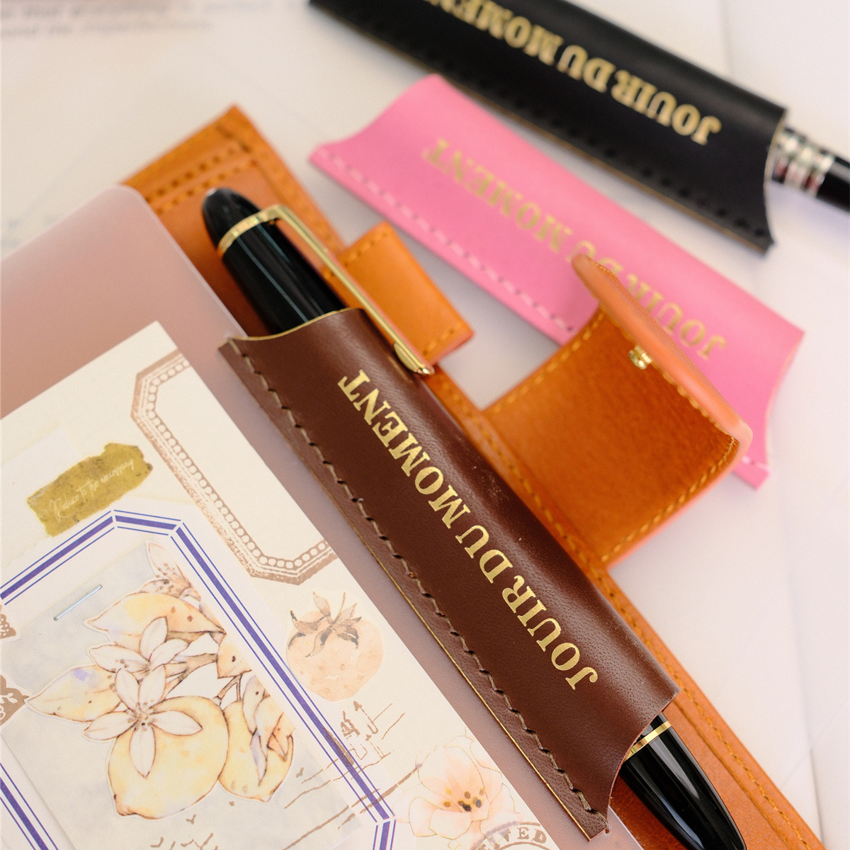 青釉真皮头层活页笔插