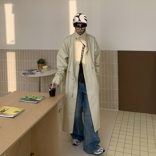 韩版松驰感浅卡其抽绳长款风衣