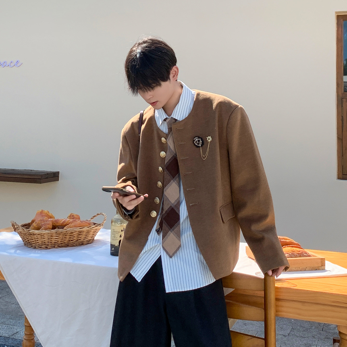 白口阳【都市贵公子】棕色精致徽章小香风外套男秋冬短款夹克上衣