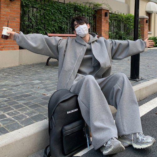 白口阳秋季青年运动长袖三件套