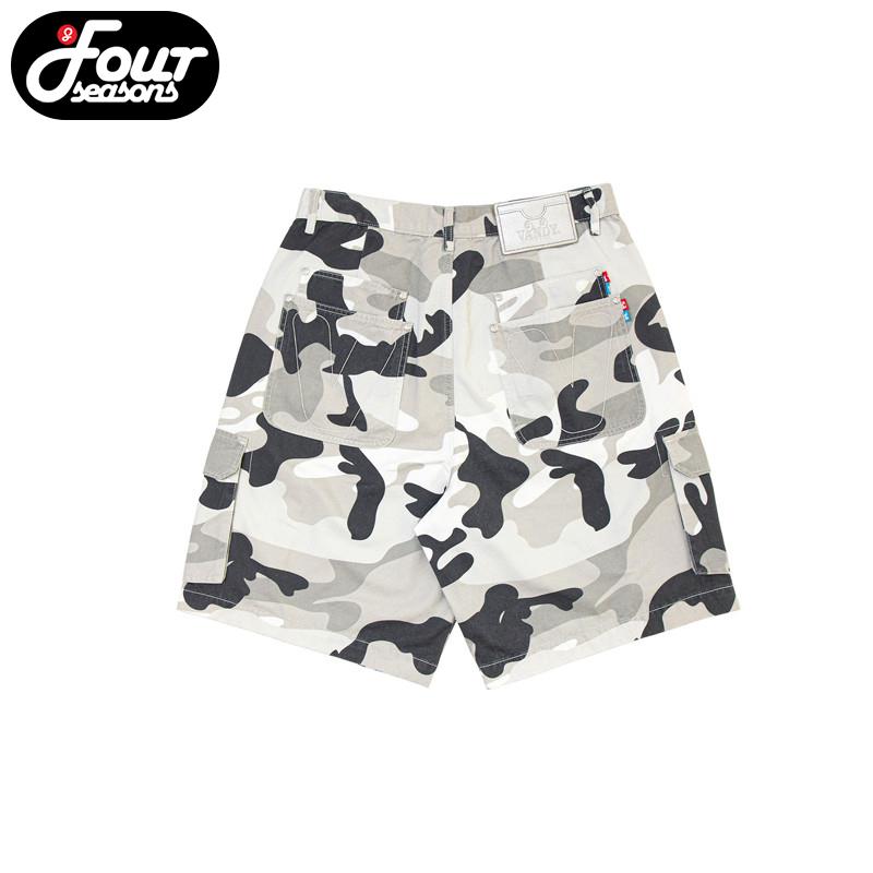 VandyThePink白迷彩短裤