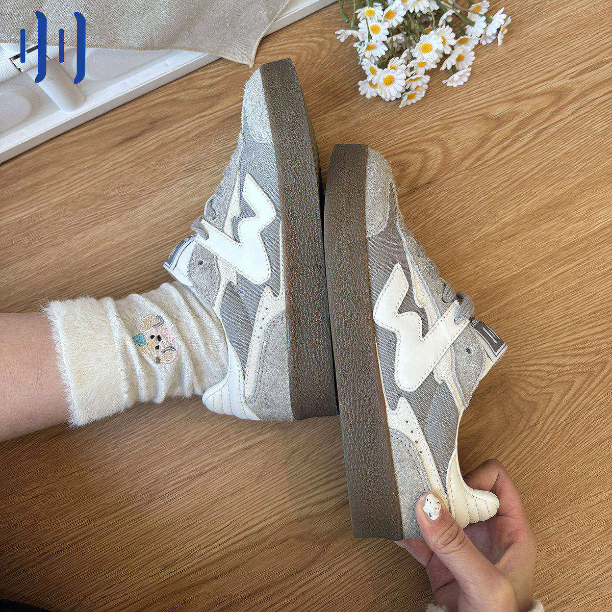 顽刻ollieskate灰白拼色长毛绒秋冬款W系列男女国潮德训滑板鞋