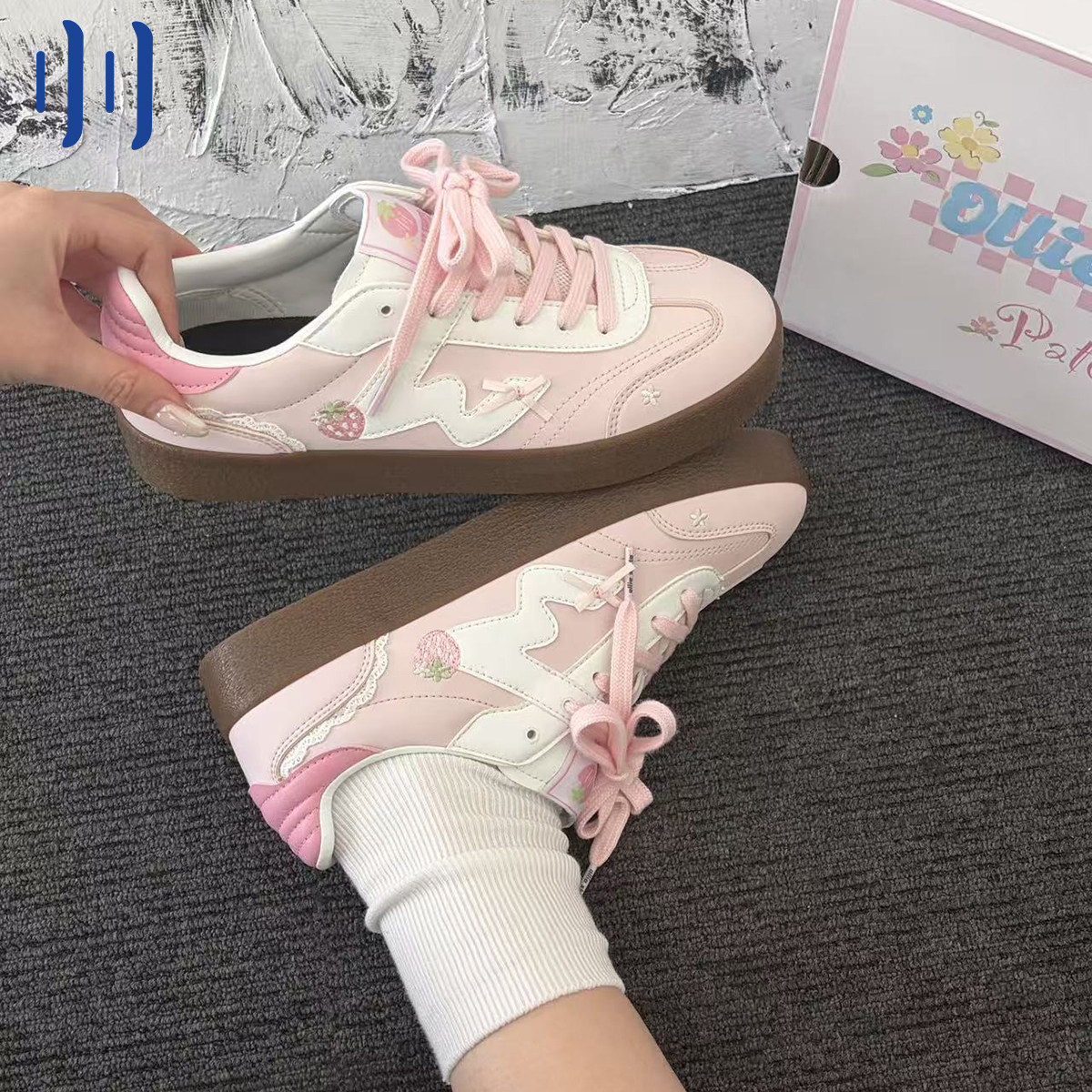 顽刻ollieskate小草莓生胶底校园风W复古休闲学生男女德训滑板鞋