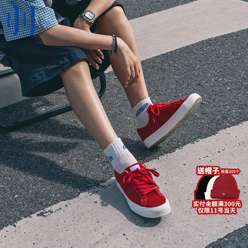 顽刻滑板鞋红色低帮耐磨翻毛皮