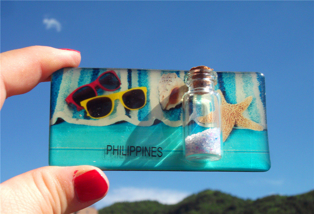 WORLD TOURISM COMMEMORATIVE FRIDGE MAGNET PHILIPPINES WISHING BOTTLE STARLIGHT BOTTLE BEACH VIEW