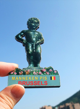 比利时当地购买冰箱贴 木质 多款 小于边 小童 MANNEKEN PIS