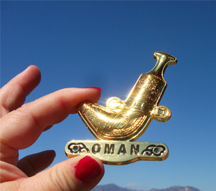 阿联酋当地带回冰箱贴 阿曼弯刀 阿拉伯弯刀 金属贴 两款