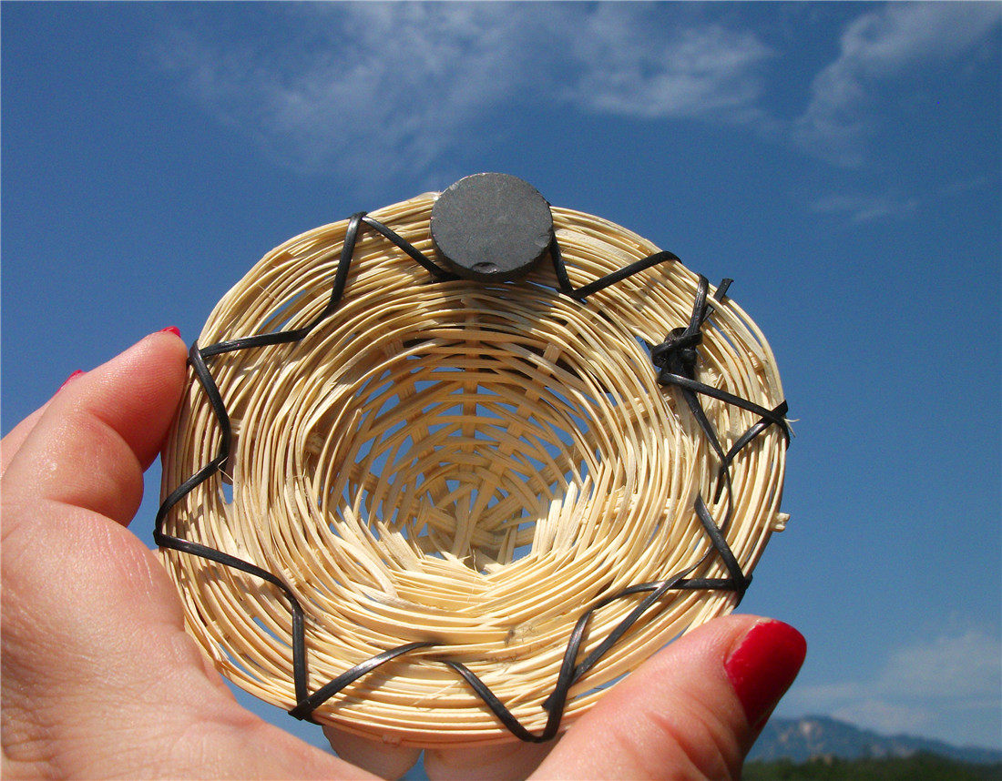 PHILIPPINES BUY FRIDGE MAGNET PHILIPPINE HAND-WOVEN STRAW HAT NATURAL SHELL COCONUT SHELL HANDMADE