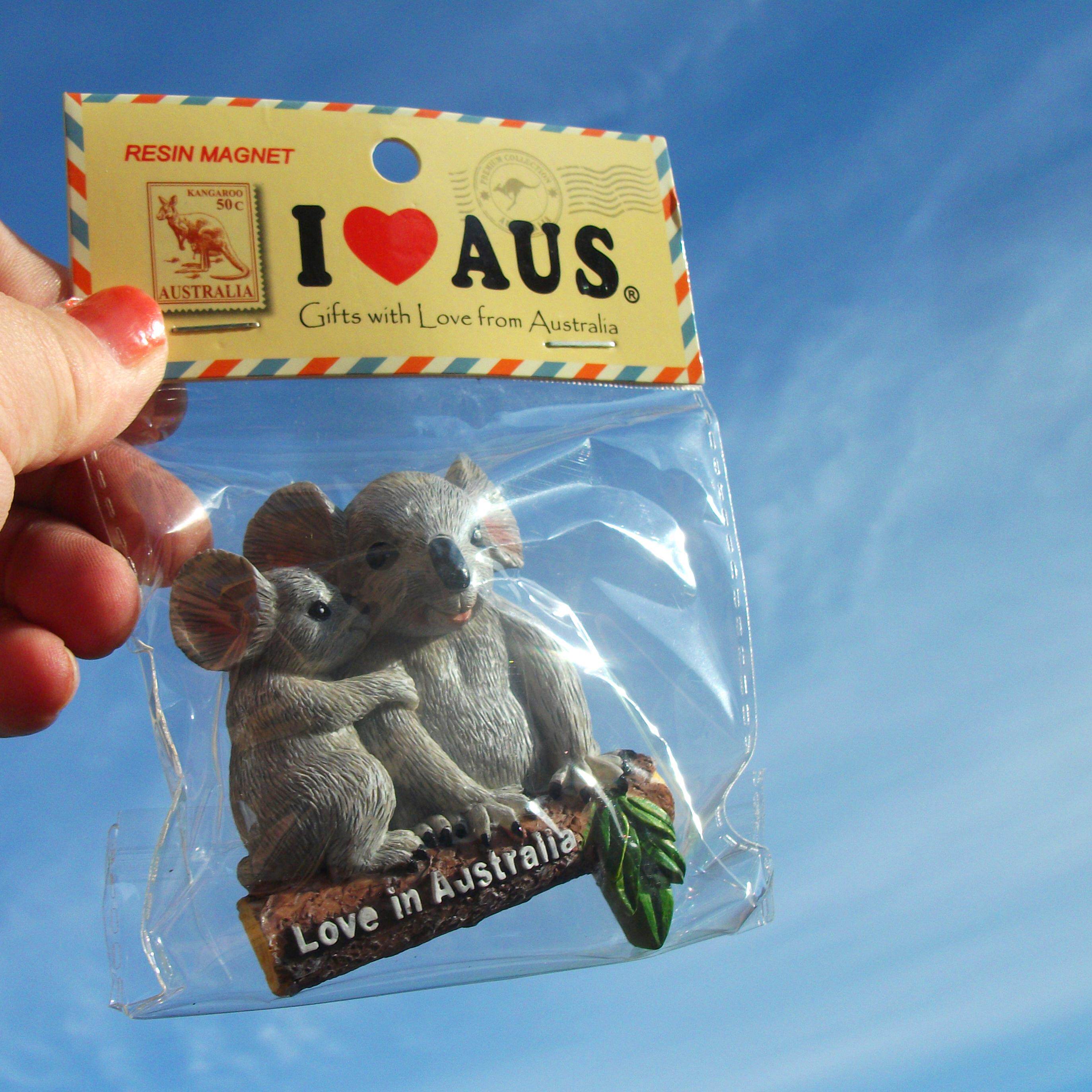 TRAVEL COMMEMORATIVE FRIDGE MAGNET AUSTRALIA AUSTRALIA BACKPACKING LITTLE KOALA SOUVENIR GIFT