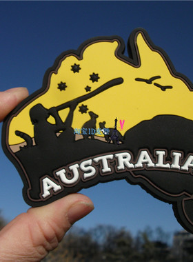 澳大利亚当地购买冰箱贴  地图形 星空下土著吹Didgeridoo 袋鼠