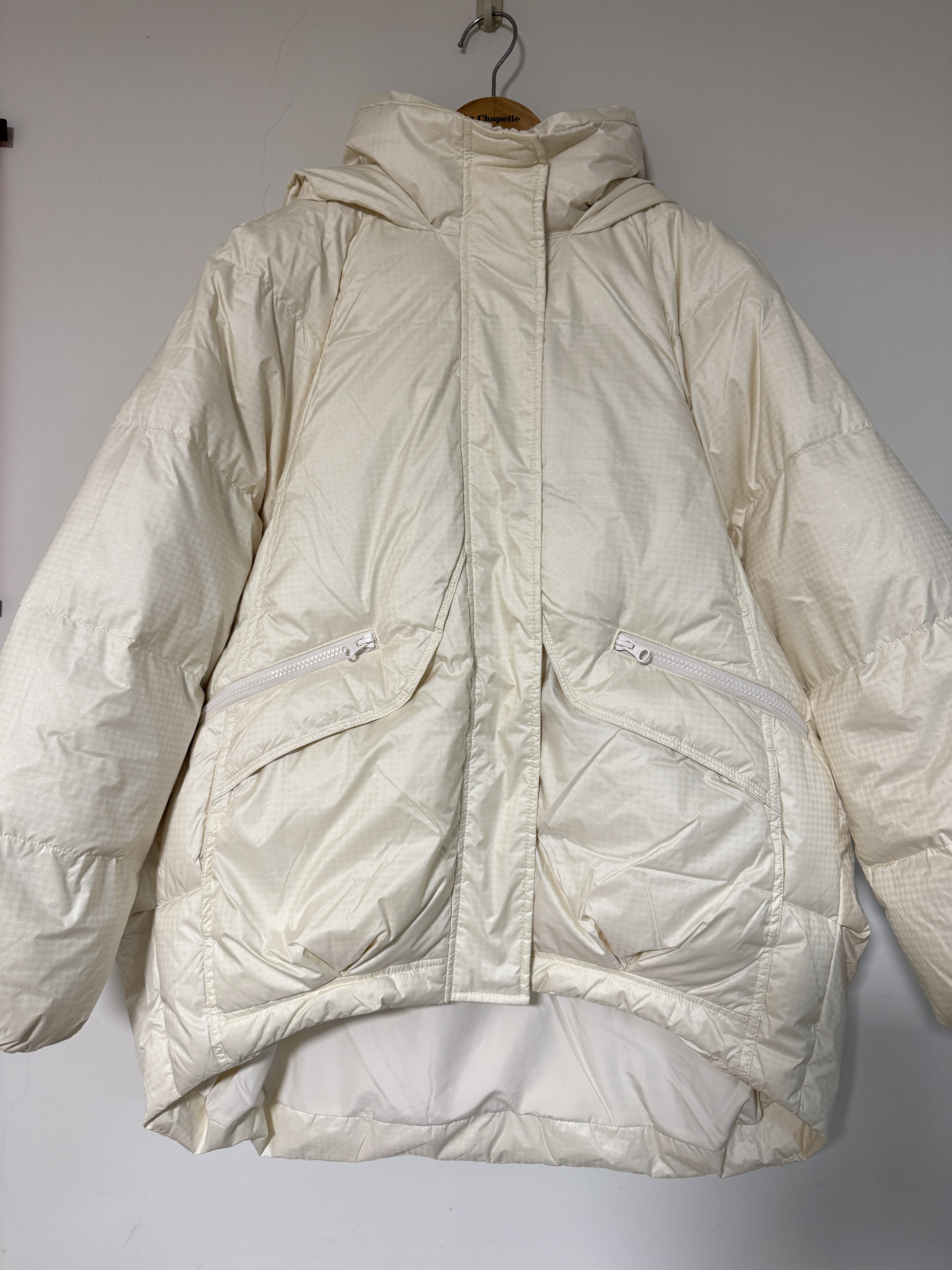 设计师品牌南枳冬季新款白鸭绒羽绒服蓬松女短款流行爆款时髦外套