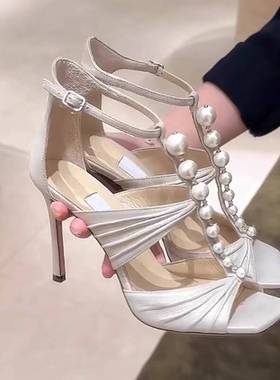 法式珍珠水晶凉鞋女2026年白色罗马一字带褶皱露指高跟鞋超高跟