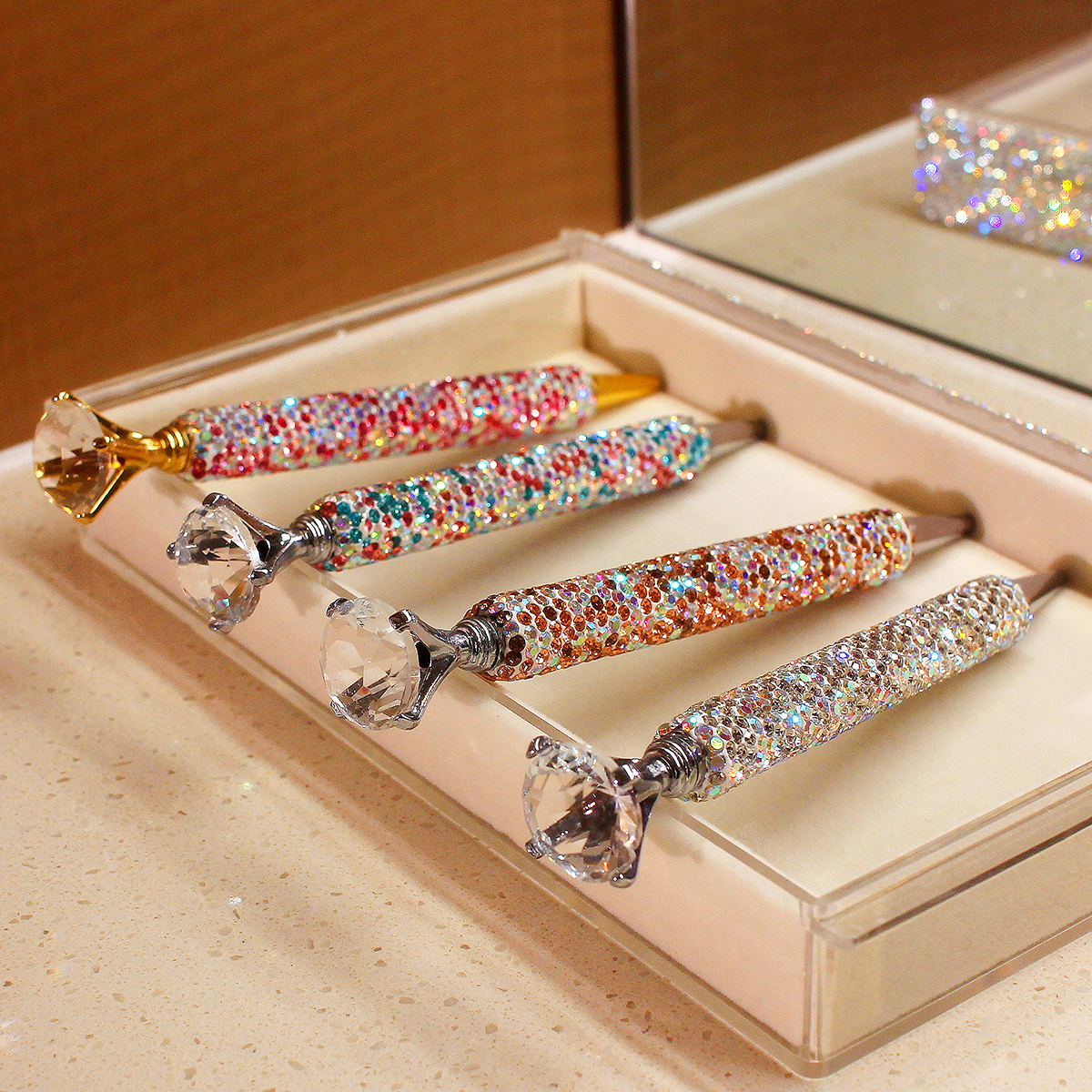 轻奢镶钻大钻石水晶金色圆珠笔可爱少女韩版签字笔创意办公送礼