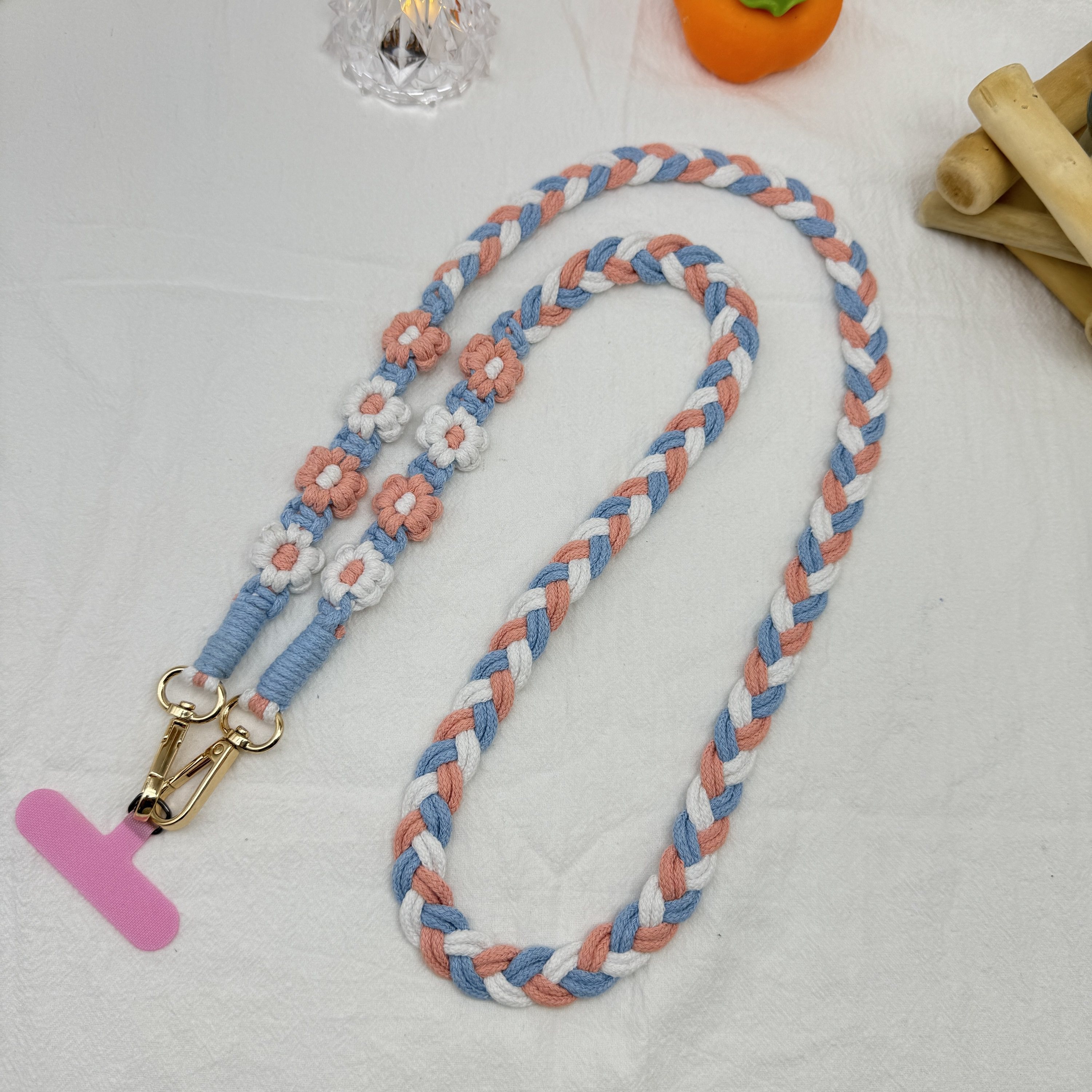 手工编织手机挂绳斜挎可背小雏菊花毛线背绳防丢宽版背包电话手腕