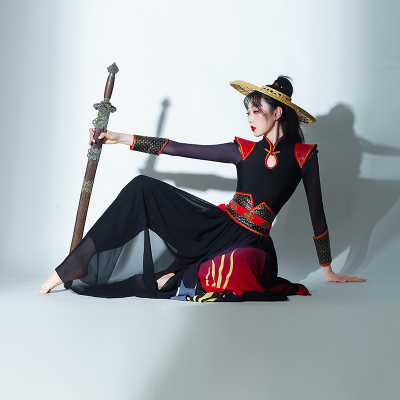 剑舞侠客行中国风侠客古装女汉服侠客风女古典舞演出服英气舞台服
