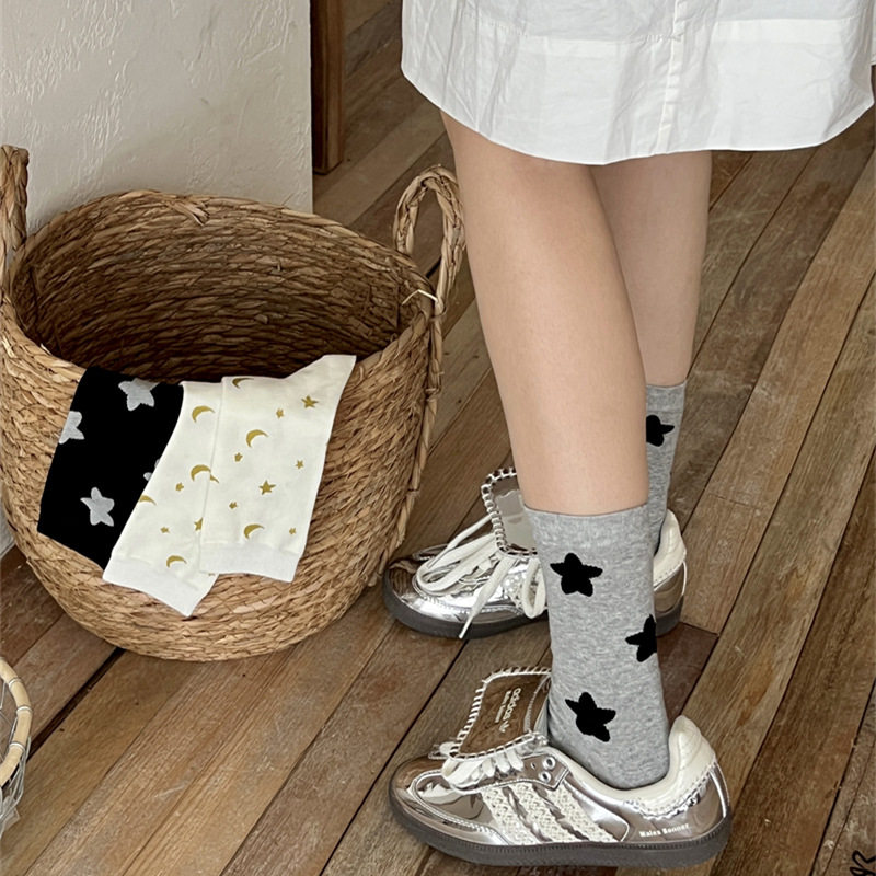 5双包邮2024袜子女秋冬新款星空月亮星星中筒棉女袜ins堆堆袜女