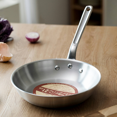 日本中尾铝制平底煎锅