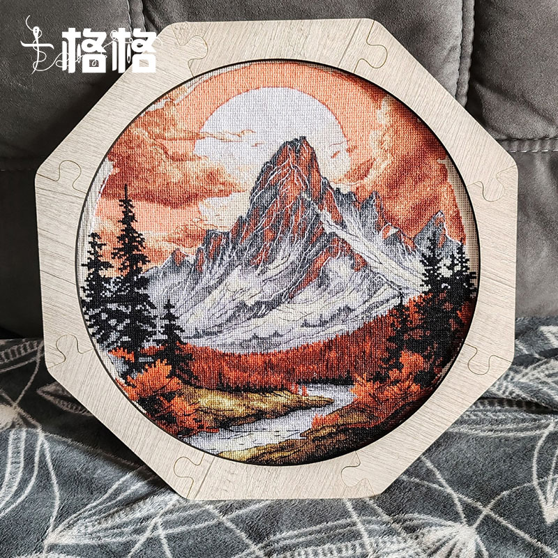 十格格 十字绣2025新款 提供saga PDF 五幅圆形风景系列 朝霞山峰