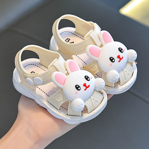 女童凉鞋夏季可爱卡通防滑软底防踢婴幼儿0-3岁可湿水宝宝学步鞋