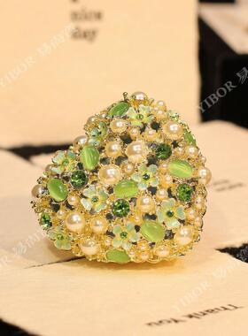 合金珐琅彩首饰盒镶钻心形珠宝盒小饰品收纳盒情人节礼物婚庆礼品