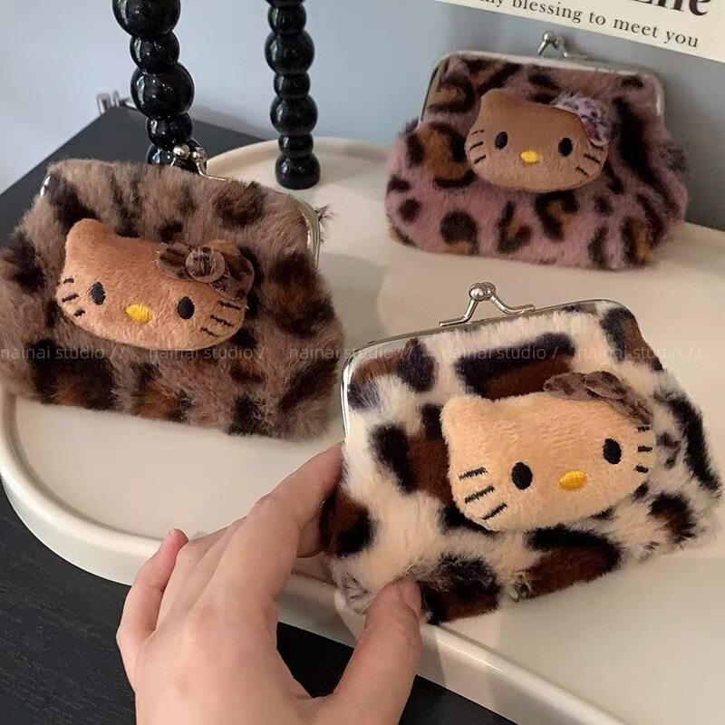 新款可爱复古豹纹Kitty猫毛绒零钱包随身女耳机包钥匙口红收纳包